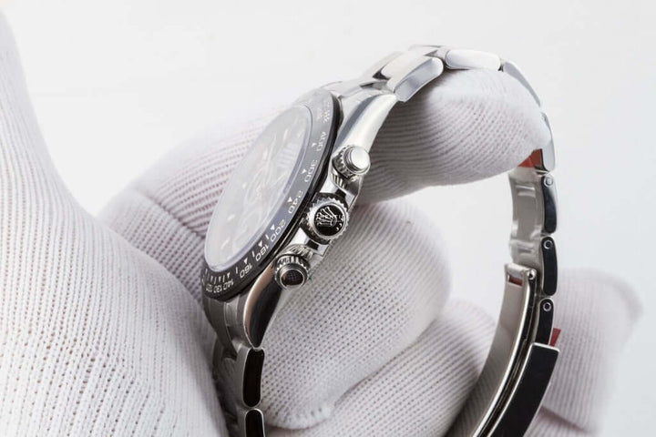 Stylish Men's Watch With Black Dial And Silver Stainless Steel Strap