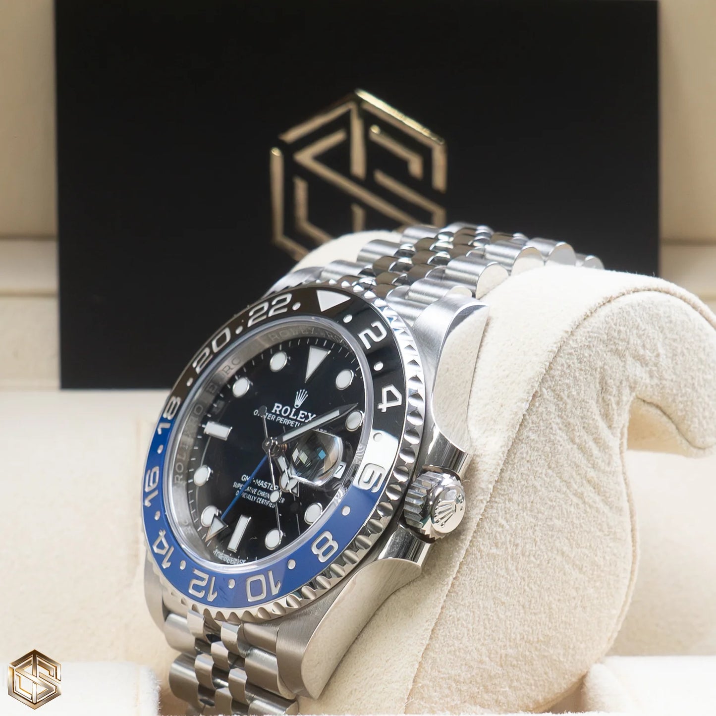 Rolex GMT-Master II Oyster Perpetual Bidirectional Rotatable Bezel Dual-Color Blue & Black Dial and a Jubilee bracelet Men's Watch RLX-GMT-5305