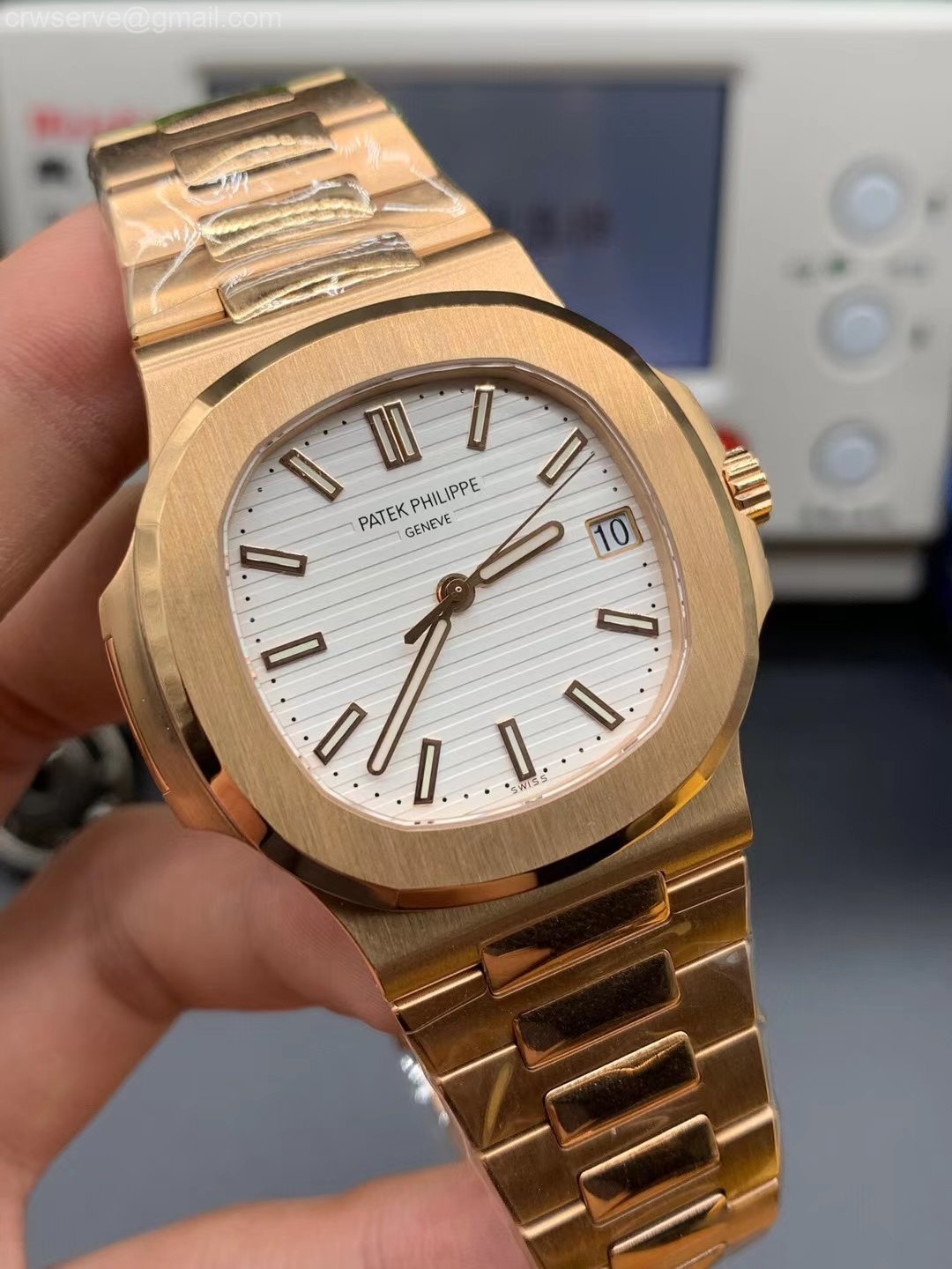 Patek Philippe Nautilus Mad Watch Quartz Movement Rose Gold White Dated Watch For Men's-Best Men's Collection PK-5711R-001
