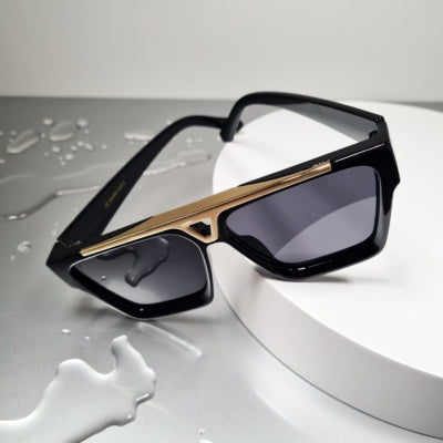 Louis Vuitton Evidence Black lenses And Black Frame For Men's and Women's Sunglass Square Design Golden Strap Unisex Gift Sunglass LV-9158