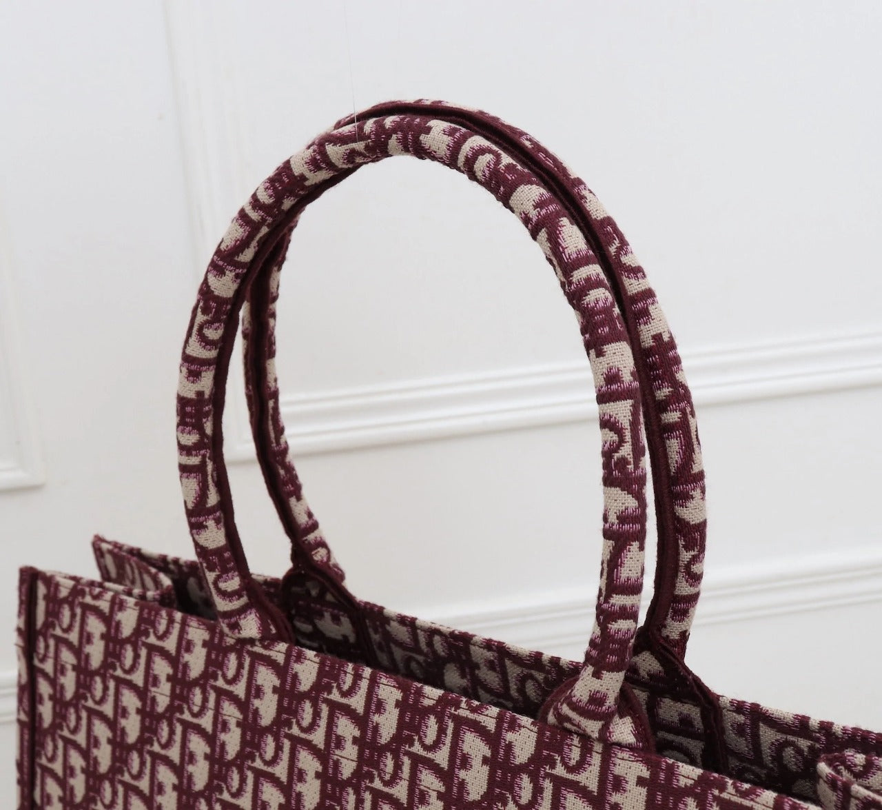 Christian Dior Women Fashion Western Style Tote Elegant One Burgundy Printed In Stylist Color With Brand Dust Cover And For Women's Or Girls Bag - Best Casual Use Bag DR-CH-9090