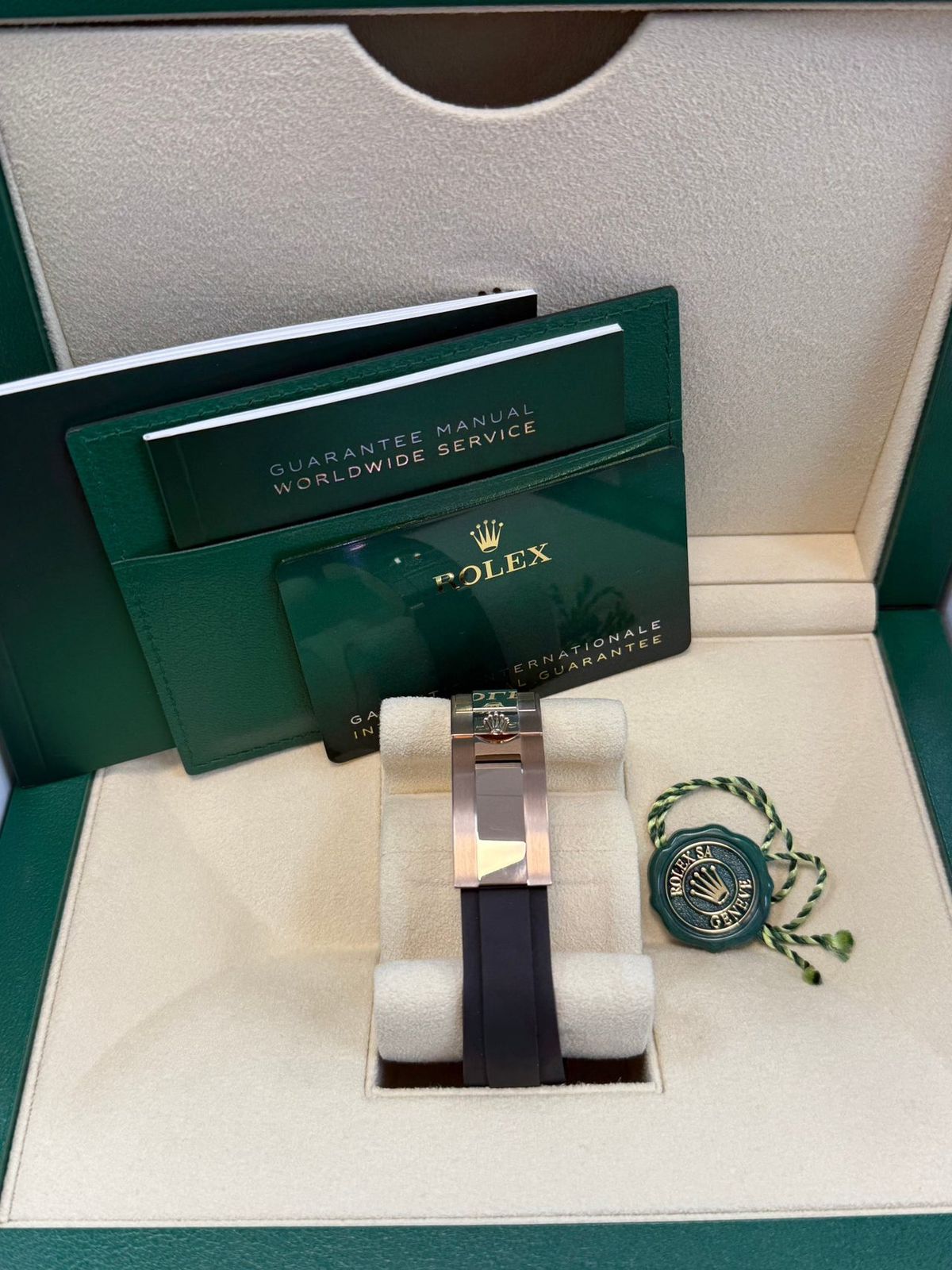 Rolex Cosmograph RoseGold Color Dial Ring Bezel Daytona Chronograph Quartz Chronometer Men's Watch - RLX-1166