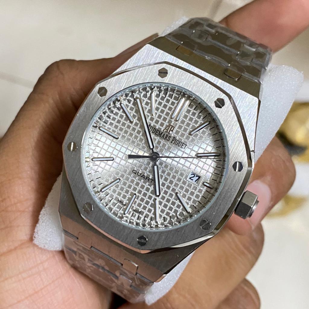 Aude mars Piguet Royal Oak Self-winding Extra-Thin In A Luscious New Plum Tone Dial New Arrival For Man With Full Silver crocodile Dial Design Silver Strap Watch AP-25596104