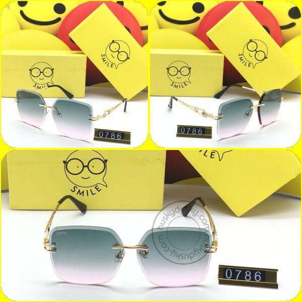 Smile Multi Color Glass Man's Women's Sunglass for Man Woman or Girl SM-1AV Black GoldenFrame Gift Sunglas