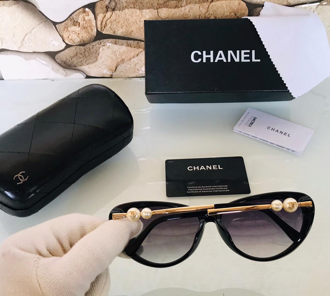 Black Color Women's Sunglasses Full Black Frame Oval Shape Latest Design CHA-1011