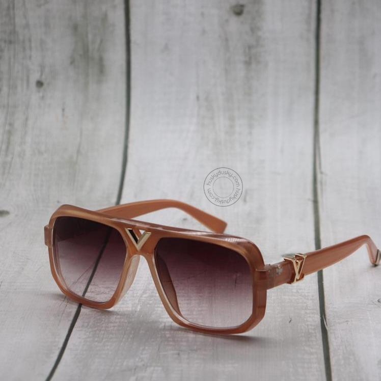 Louis Vuitton Maroon Color Glass Men's Women's Sunglass For Man Woman or Girl LV-388 Brown frame Gift Sunglass