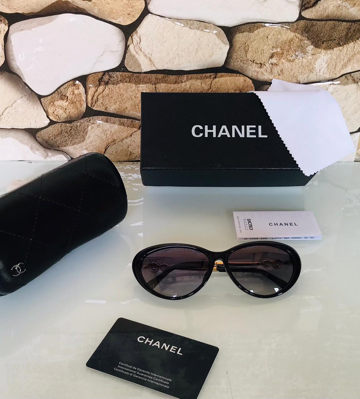 Black Color Women's Sunglasses Full Black Frame Oval Shape Latest Design CHA-1011