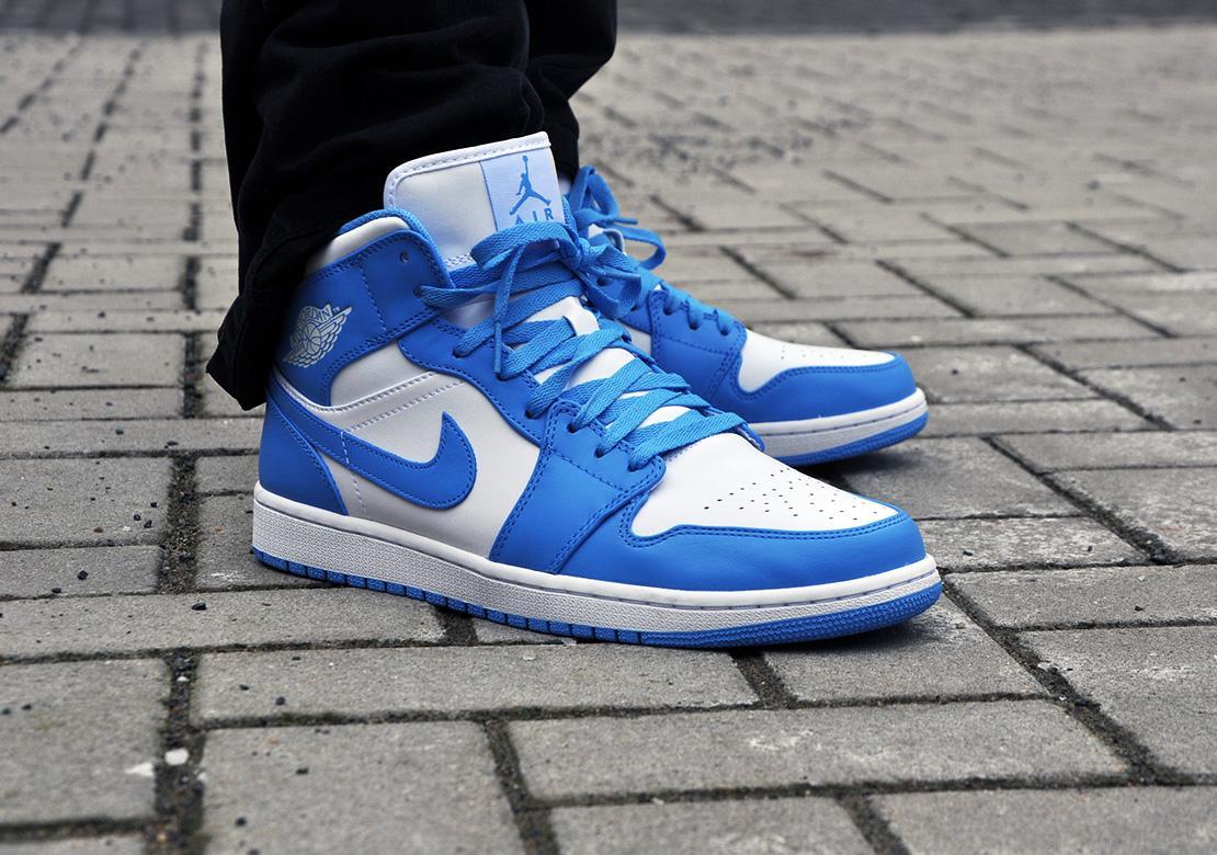 Air Jordan 1 Mid University Blue-White Basketball Shoes