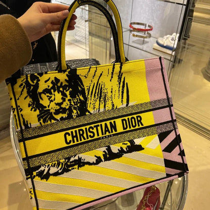 CD Women Fashion Western Style Bright Yellow and Pink D-Jungle Pop Embroidery Medium Bag For Women's Or Girls Bag - Best Casual Use Bag DR-M886-WBG