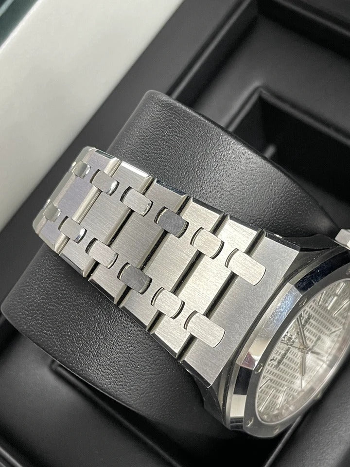 Aude mars Piguet Royal Oak Self-winding Extra-Thin In A Luscious New Plum Tone Dial New Arrival For Man With Full Silver crocodile Dial Design Silver Strap Watch AP-25596104