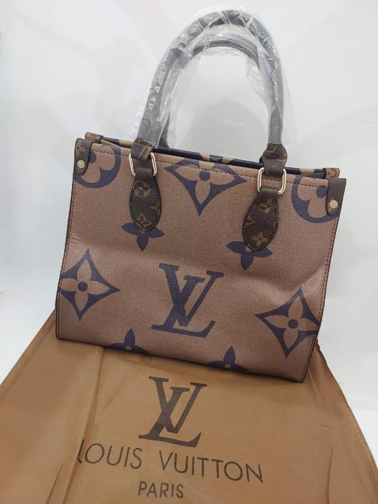LV TOTE Reverse Monogram Giant Onthego MM jungle Model Large Capacity Bag Double Color Bag For Women's Or Girls Bag- Stylist Daily & Travel Use Bag For Women's Or Girls LV-2387-WBG